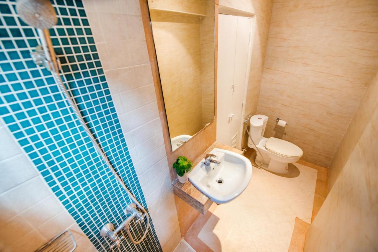 White Beach House Hua Hin 20 Second To The Beach Exterior foto